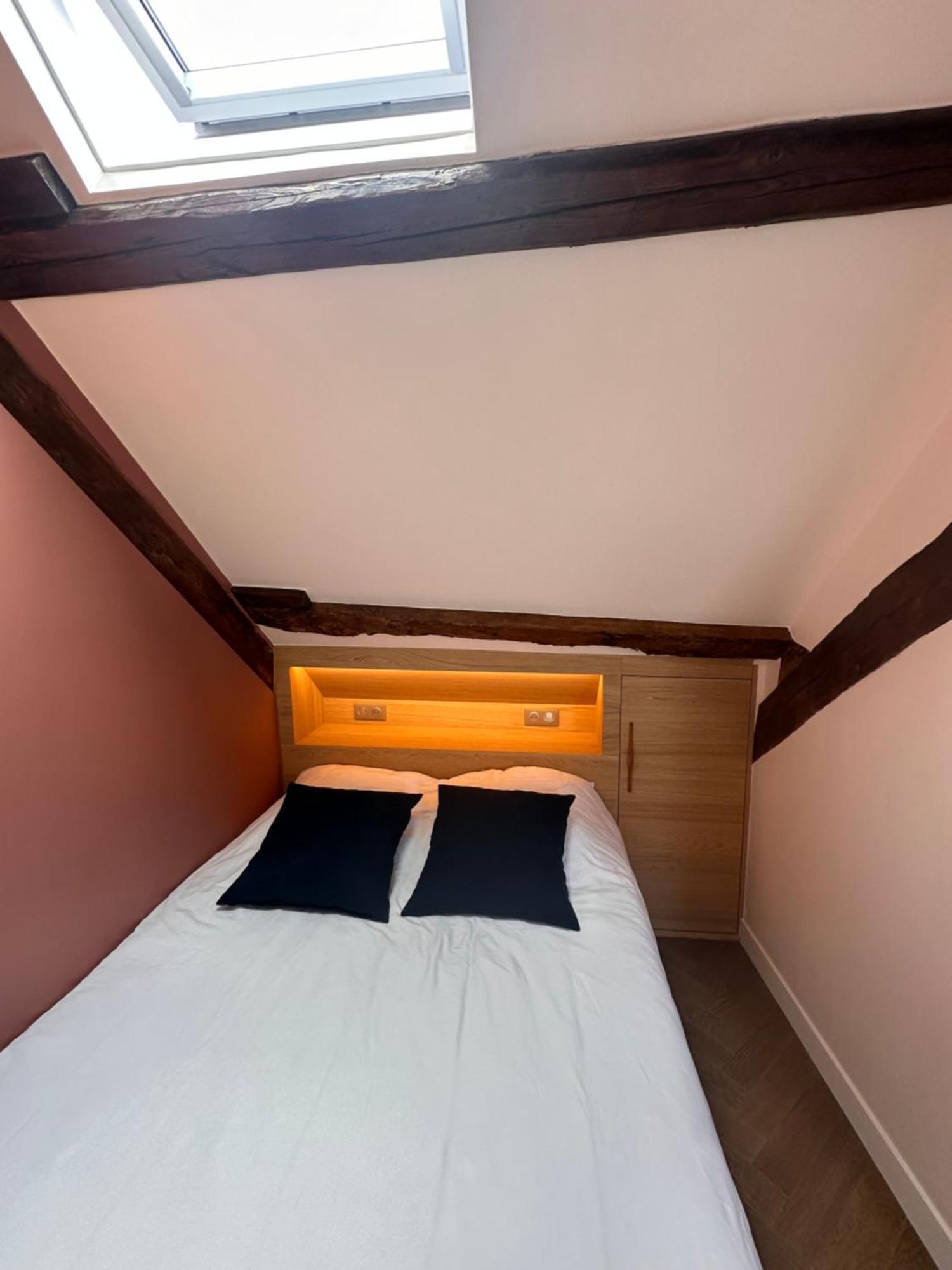 Nid D'Amour Sous Les Toits ! Honfleur Exterior foto